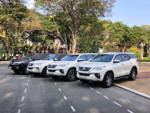 Các bước đặt xe 7 chỗ sân bay Tân Sơn Nhất nhanh chóng, dễ dàng ở Thuê xe Huy Đạt