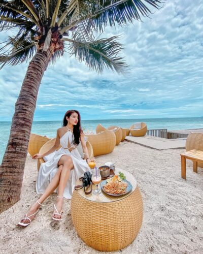 Den Voi Chameleon Beach Bar Mui Ne 12
